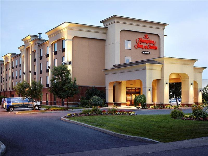 Hampton Inn & Suites Montreal-Dorval Esterno foto