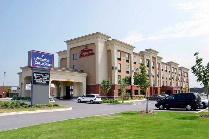 Hampton Inn & Suites Montreal-Dorval Esterno foto